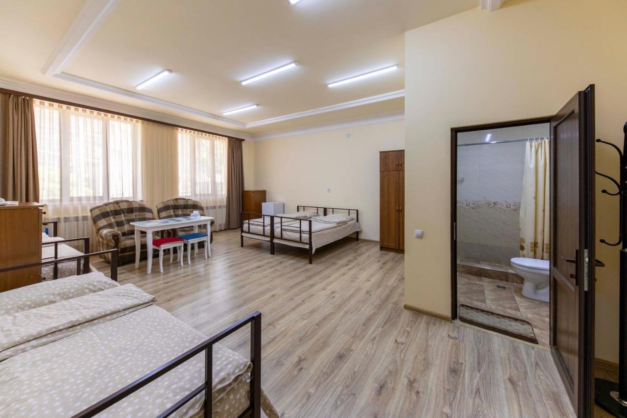 Tatev And Tours Hotel 2*